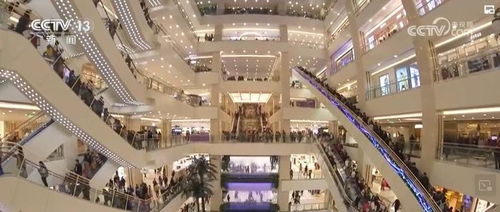 外贸稳中有升，消费新热点涌现 鞋帽零售成为增长新引擎